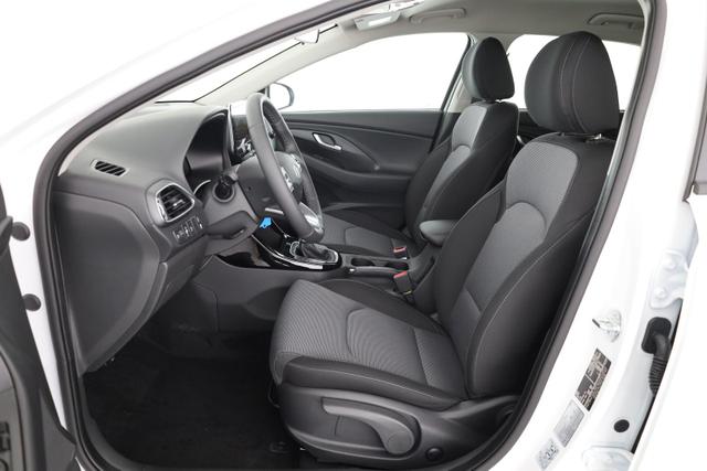 Hyundai i30 Kombi 1.5 T-GDI Smart, Navi, LED, Winter 