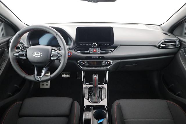 Hyundai i30 Kombi N Line 1.5 T-GDI DCT Line, Side, LED, Navi, Kamera 