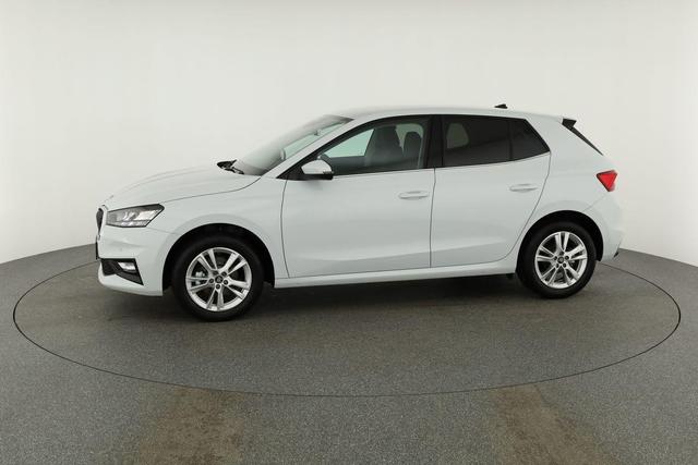 Skoda Fabia Selection 1.0 TSI 130 Jahre, Kamera, Side, Winter, Ladeboden, 5-J Garantie 