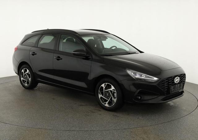 Hyundai i30 Kombi 1.5 T-GDI Smart, Navi, LED, Winter 