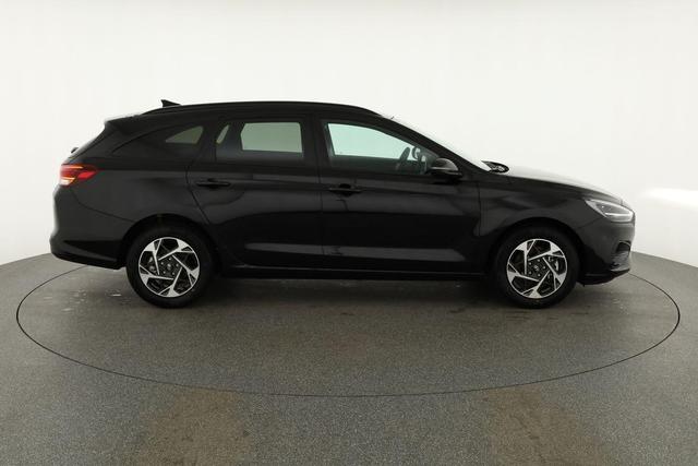 Hyundai i30 Kombi 1.5 T-GDI Smart, Navi, LED, Winter 