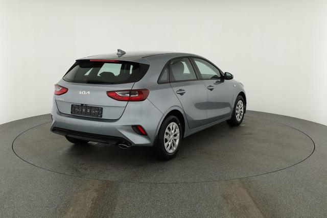 Kia Ceed 1.5 T-GDI DCT, Navi, Kamera, Sitzheizung 