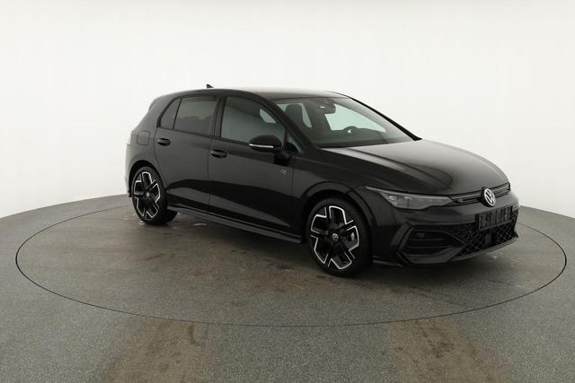 Volkswagen Golf 1.5 eTSI 110 kW R-Line VIII DSG Black, IQ.Light, 18-Zoll, Navi 