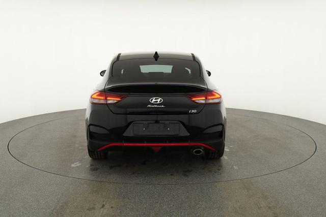Hyundai i30 N Line 1.5 T-GDI DCT Fastback N-LINE, Navi, 18-Zoll, Kamera, LED, Winter 