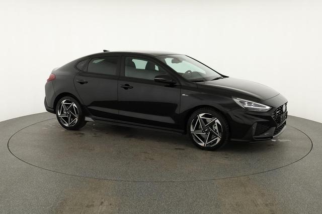 Hyundai i30 N Line 1.5 T-GDI DCT Fastback N-LINE, Navi, 18-Zoll, Kamera, LED, Winter 
