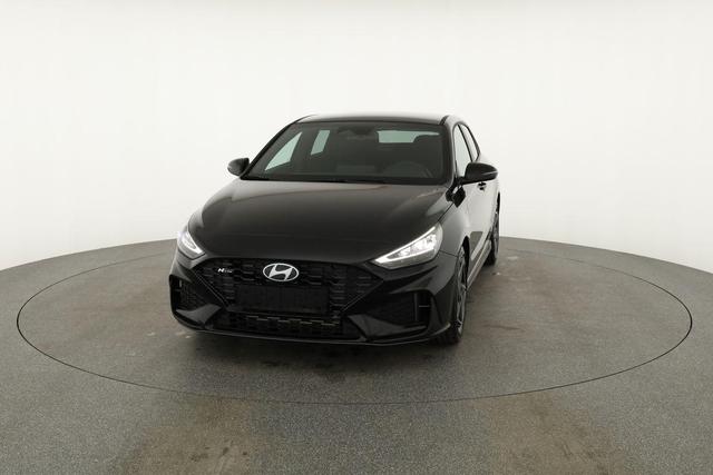 Hyundai i30 N Line 1.5 T-GDI DCT Fastback N-LINE, Navi, 18-Zoll, Kamera, LED, Winter 
