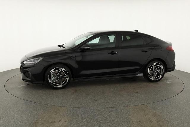 Hyundai i30 N Line 1.5 T-GDI DCT Fastback N-LINE, Navi, 18-Zoll, Kamera, LED, Winter 