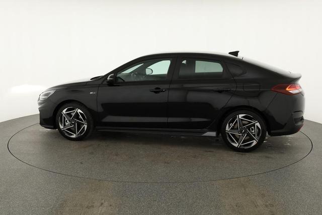 Hyundai i30 N Line 1.5 T-GDI DCT Fastback N-LINE, Navi, 18-Zoll, Kamera, LED, Winter 