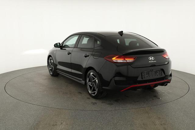 Hyundai i30 N Line 1.5 T-GDI DCT Fastback N-LINE, Navi, 18-Zoll, Kamera, LED, Winter 