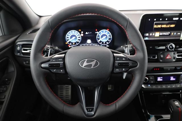 Hyundai i30 N Line 1.5 T-GDI DCT Fastback N-LINE, Navi, 18-Zoll, Kamera, LED, Winter 