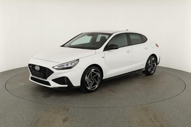 Hyundai i30 N Line 1.5 T-GDI DCT Fastback N-LINE, Navi, 18-Zoll, Kamera, LED, Winter 