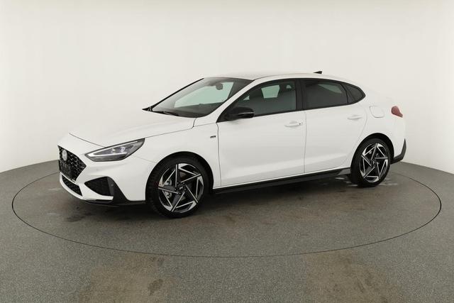 Hyundai i30 N Line 1.5 T-GDI DCT Fastback N-LINE, Navi, 18-Zoll, Kamera, LED, Winter 