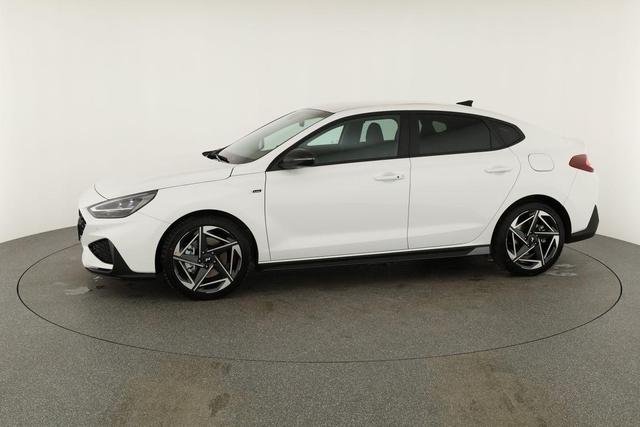 Hyundai i30 N Line 1.5 T-GDI DCT Fastback N-LINE, Navi, 18-Zoll, Kamera, LED, Winter 