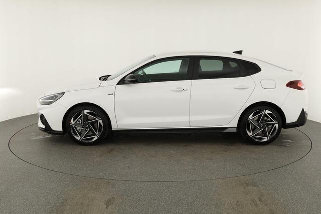 Hyundai i30 N Line 1.5 T-GDI DCT Fastback N-LINE, Navi, 18-Zoll, Kamera, LED, Winter 