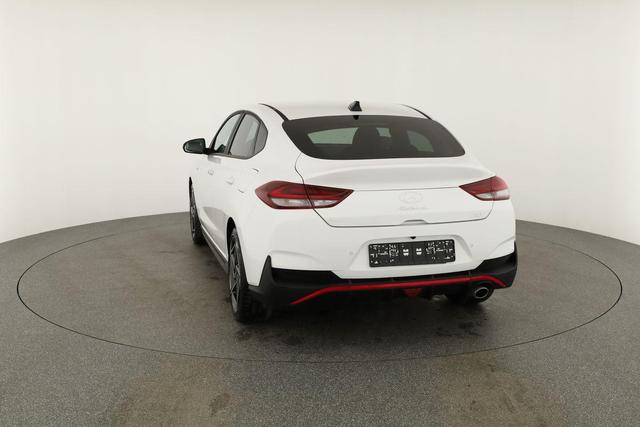 Hyundai i30 N Line 1.5 T-GDI DCT Fastback N-LINE, Navi, 18-Zoll, Kamera, LED, Winter 