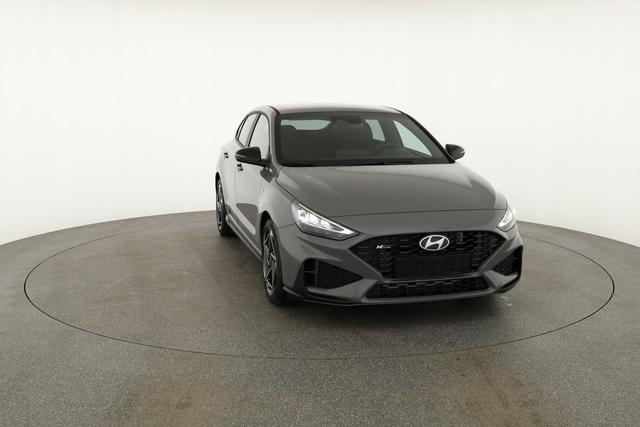 Hyundai i30 N Line 1.5 T-GDI DCT Fastback N-LINE, Navi, 18-Zoll, Kamera, LED, Winter 