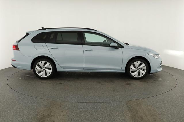 Volkswagen Golf VIII Variant 1.5 eTSI DSG Life, AHK, LED, easyOpen, Kamera, 3-J Garantie 