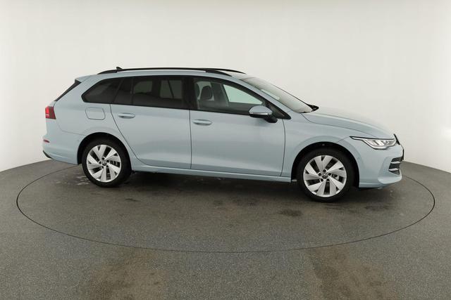 Volkswagen Golf VIII Variant 1.5 eTSI DSG Life, AHK, LED, easyOpen, Kamera, 3-J Garantie 