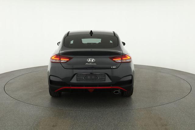 Hyundai i30 N Line 1.5 T-GDI DCT Fastback N-LINE, Navi, 18-Zoll, Kamera, LED, Winter 