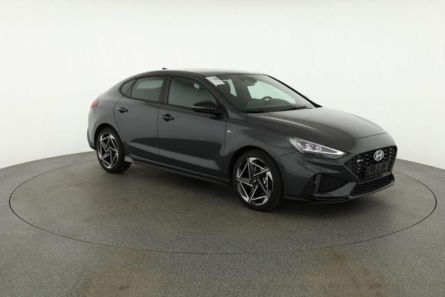 Hyundai i30 N Line 1.5 T-GDI DCT Fastback N-LINE, Navi, 18-Zoll, Kamera, LED, Winter 