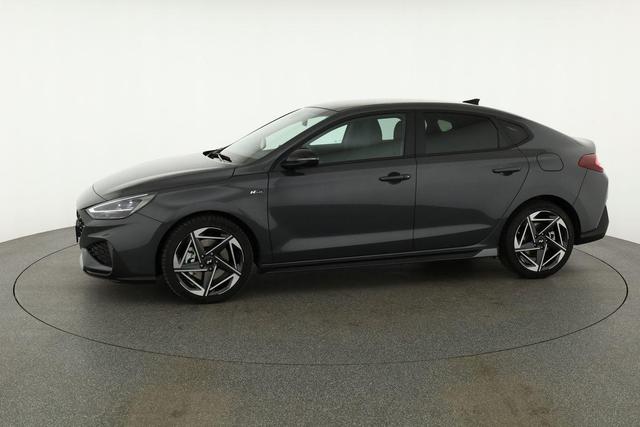 Hyundai i30 N Line 1.5 T-GDI DCT Fastback N-LINE, Navi, 18-Zoll, Kamera, LED, Winter 