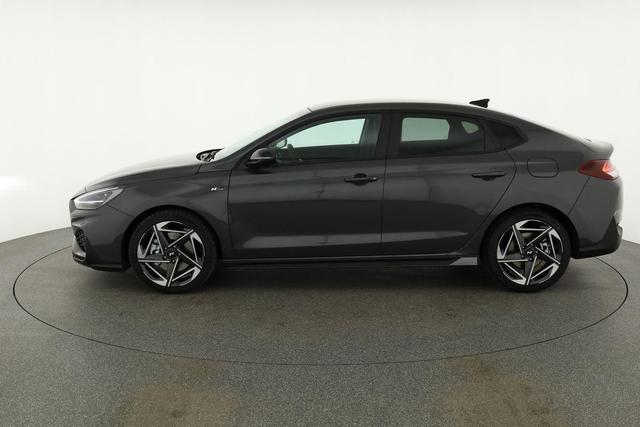 Hyundai i30 N Line 1.5 T-GDI DCT Fastback N-LINE, Navi, 18-Zoll, Kamera, LED, Winter 