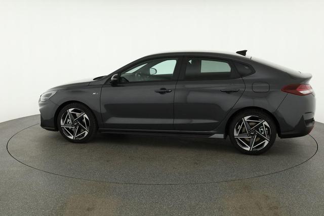 Hyundai i30 N Line 1.5 T-GDI DCT Fastback N-LINE, Navi, 18-Zoll, Kamera, LED, Winter 