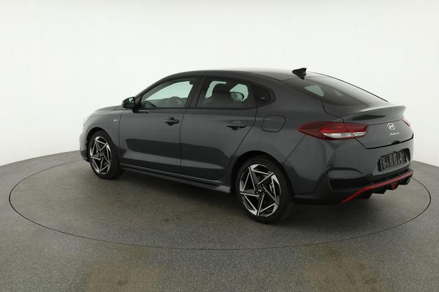 Hyundai i30 N Line 1.5 T-GDI DCT Fastback N-LINE, Navi, 18-Zoll, Kamera, LED, Winter 