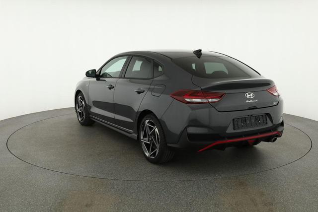 Hyundai i30 N Line 1.5 T-GDI DCT Fastback N-LINE, Navi, 18-Zoll, Kamera, LED, Winter 