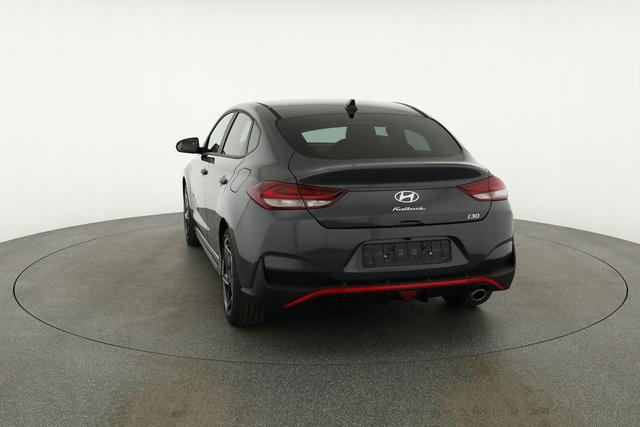 Hyundai i30 N Line 1.5 T-GDI DCT Fastback N-LINE, Navi, 18-Zoll, Kamera, LED, Winter 
