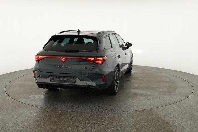 Cupra Leon Sportstourer 2.0 TSI 245 kW 4Drive VZ ST DSG 4Drive, Pano, Sennheiser, Navi, Side 