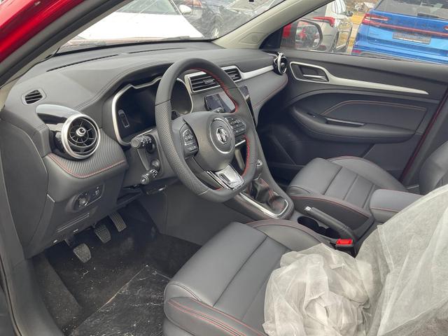 MG ZS 1.5 Luxury, Leder, Navi, 360° Kamera, Sitzheizung, LED 