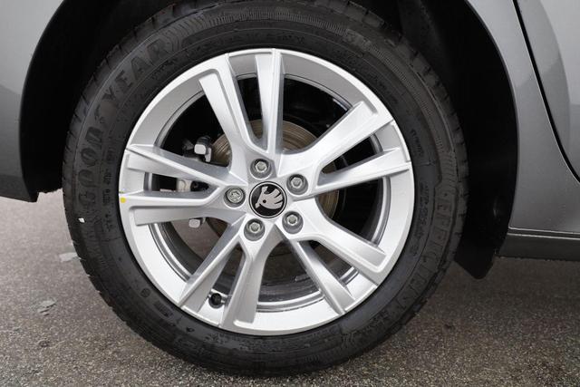 Skoda Fabia Selection 1.0 TSI DSG 130 Jahre, Kamera, Side, Winter, Ladeboden, 5-J Garantie 