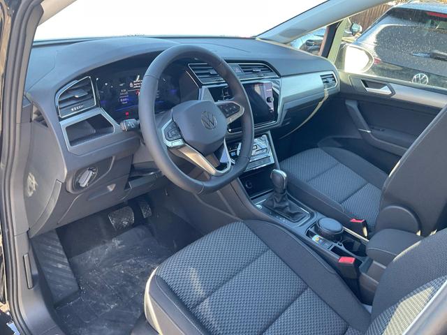 Volkswagen Touran - Comfortline BMT/Start-Stopp 1.5 TSI DSG Comfortline, AHK, Navi, Easy Open, Side