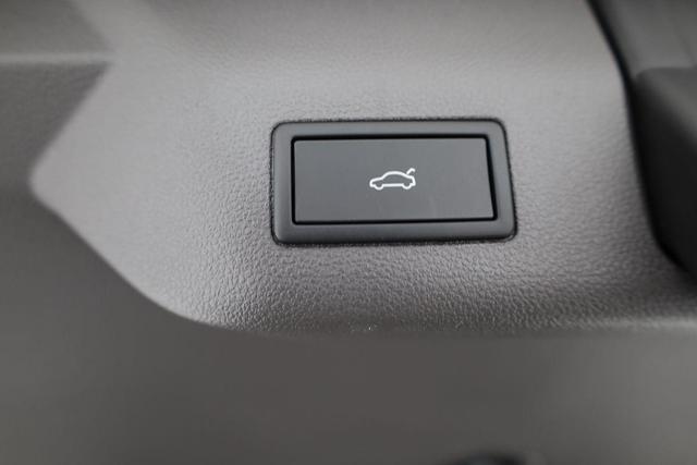 Volkswagen T7 Multivan Edition lang TDI DSG LÜ, 7-Sitzer, AHK, 19-Zoll, Area, Navi 