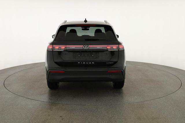 Volkswagen Tiguan 1.5 TSI eHybrid 150 kW Life DSG Life, AHK, Navi, ParkAssist, 5-J Garantie 