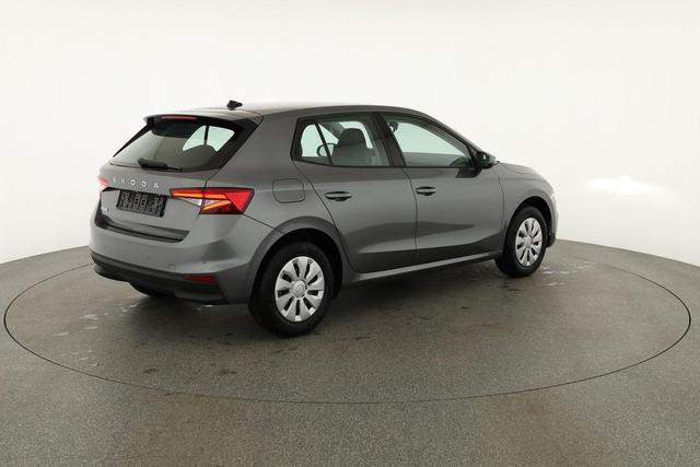 Skoda Fabia Selection 1.0 TSI Selection, Tempomat, Ladeboden, Park, Winterpaket, SmartLink, 4-J Garantie 