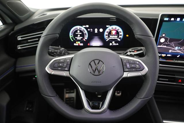 Volkswagen Tiguan 1.5 TSI eHybrid 200 kW R-Line Black, Pano, 20-Zoll, AHK, AreaView, 5-J Garantie 