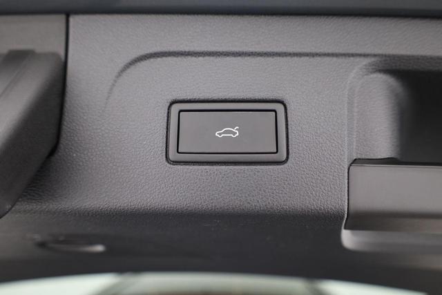 Volkswagen Touran Comfortline BMT/Start-Stopp 1.5 TSI DSG Comfortline, LED, Navi, ErgoActive, Side, EasyOpen 