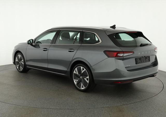 Skoda Superb Combi 2.0 TDI 142kW 4x4 Selection DSG Selection, Standheizung, Pano, AHK, Navi, Matrix 