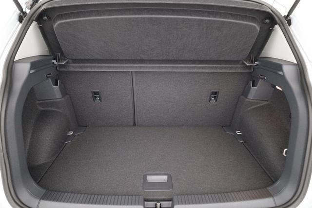 Volkswagen T-Cross 1.5 TSI 110 kW Life DSG Life, AHK, ACC, Ready2, Kamera, 17-Zoll, Winterpaket, Climatronic 