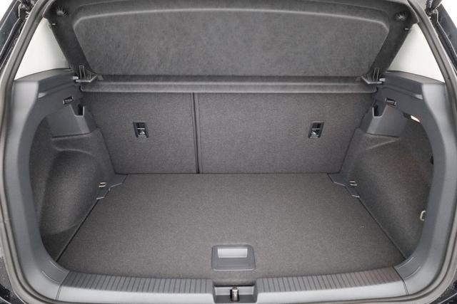 Volkswagen T-Cross 1.5 TSI 110 kW Life DSG Life, AHK, ACC, Ready2, Kamera, 17-Zoll, Winterpaket, Climatronic 
