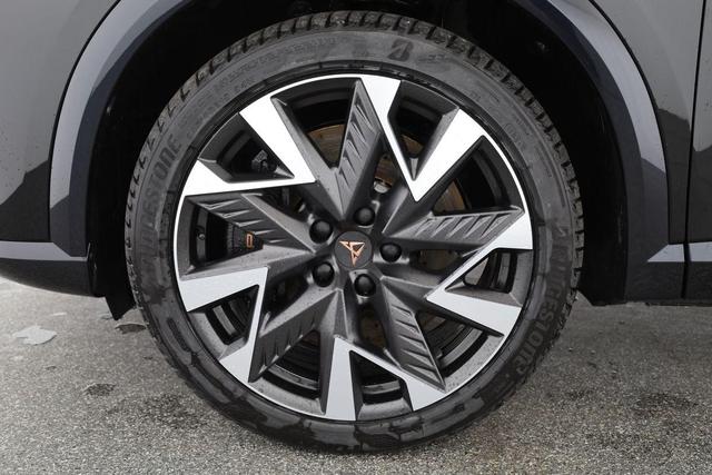 Cupra Formentor VZ 2.0 TSI 245 kW 4Drive DSG 4Drive, Matrix, Sennheiser, Side, Navi 