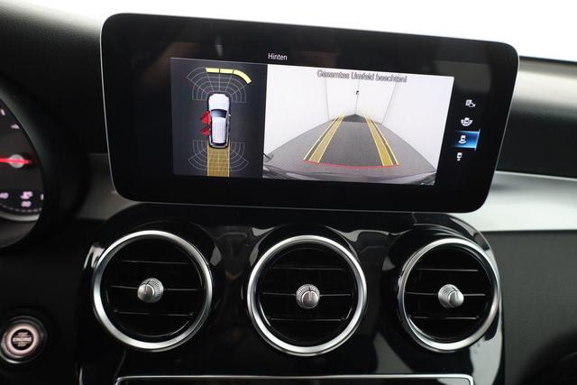 Mercedes-Benz GLC 220 d 4Matic (253.915) 220d 4Matic, LED, AHK, Kamera, Navi, el. Heckklappe 