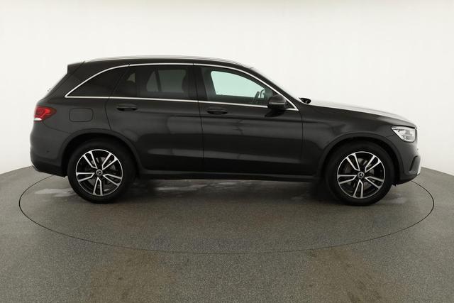 Mercedes-Benz GLC 220 d 4Matic (253.915) 220d 4Matic, LED, AHK, Kamera, Navi, el. Heckklappe 
