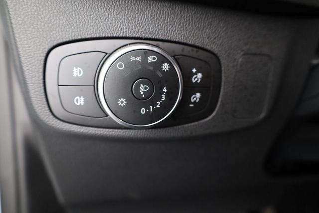 Ford Focus ST-Line 1.0 EcoBoost AT ST-Line, Navi, LED, Winterpaket 