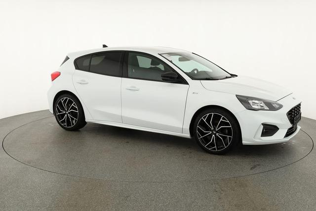 Ford Focus ST-Line 1.0 EcoBoost AT ST-Line, Navi, LED, Winterpaket 