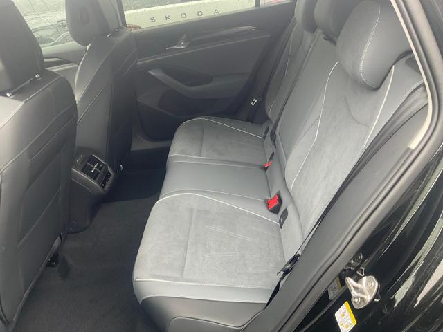 Volkswagen Passat Variant 1.5 TSI eHybrid 150 kW Business Business, HuD, 18-Zoll, Navi Pro, AHK, sofort 