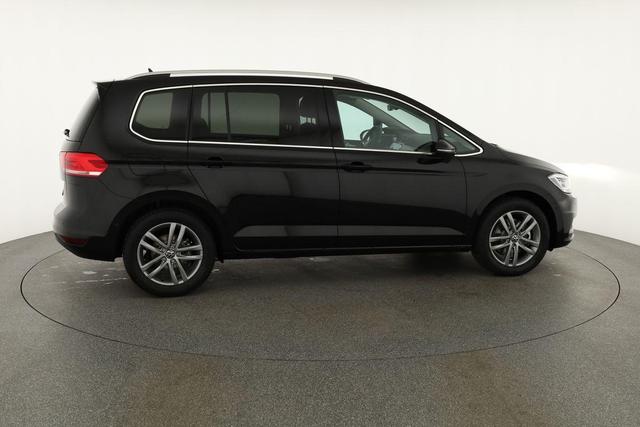 Volkswagen Touran Comfortline BMT/Start-Stopp 1.5 TSI DSG Comfortline, 7-Sitzer, AHK, easyOpen, Navi, Winterpaket 