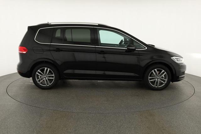 Volkswagen Touran Comfortline BMT/Start-Stopp 1.5 TSI DSG Comfortline, 7-Sitzer, AHK, easyOpen, Navi, Winterpaket 